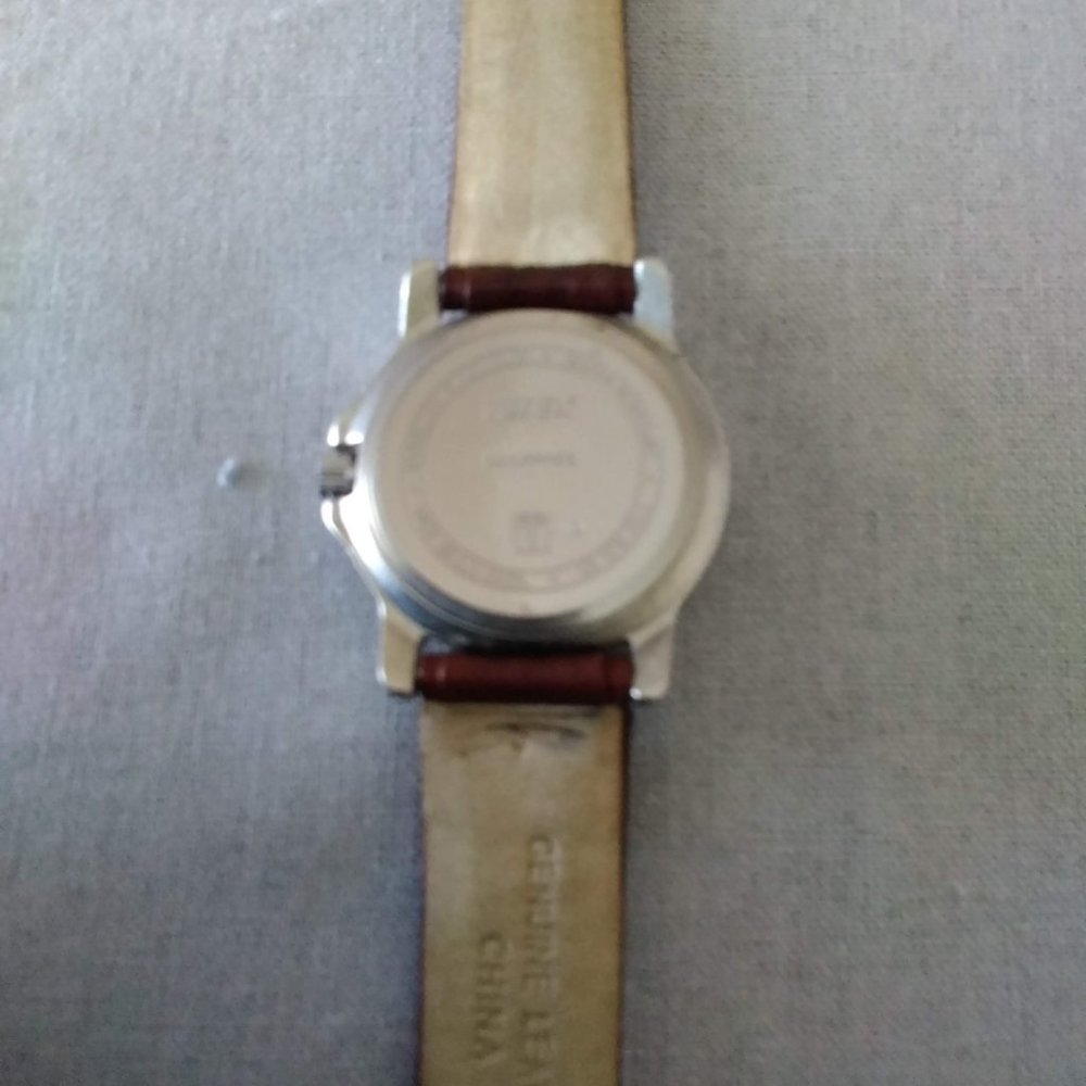 Timex Ladies Watch - Picture 9 of 15